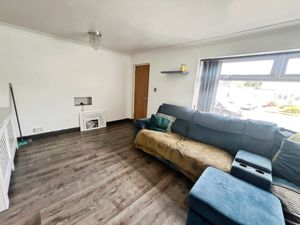 Lounge- click for photo gallery